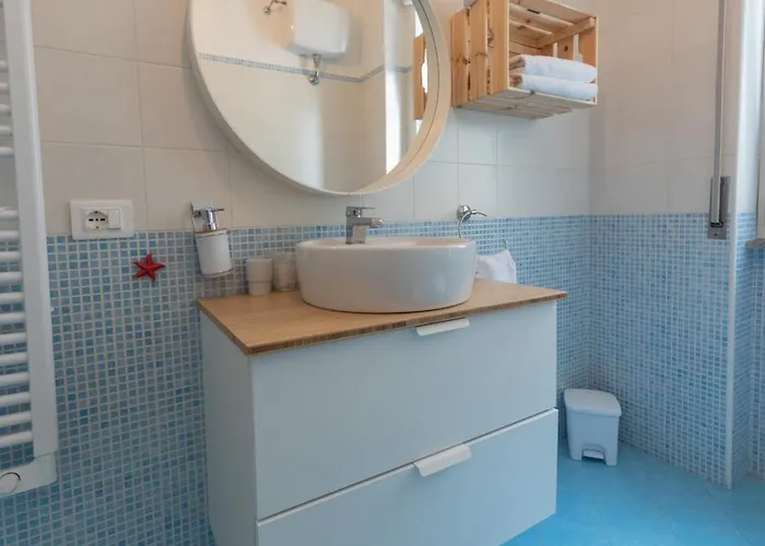 Semesterbostad Maju *